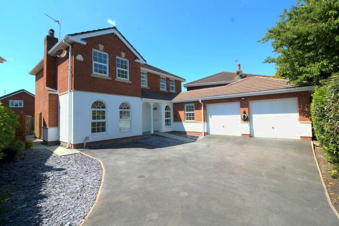 4 Bedroom Detached House To Rent In Old Forge, Lytham St. Annes, Lancashire, FY8
