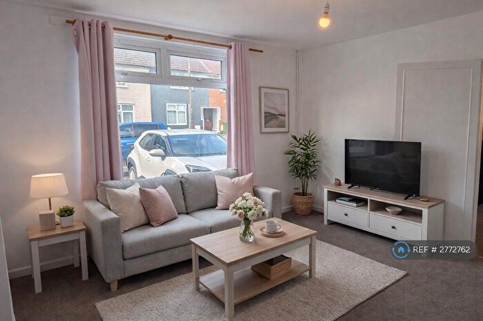 3 Bedroom Terraced House To Rent In Hunters Square, Dagenham, RM10