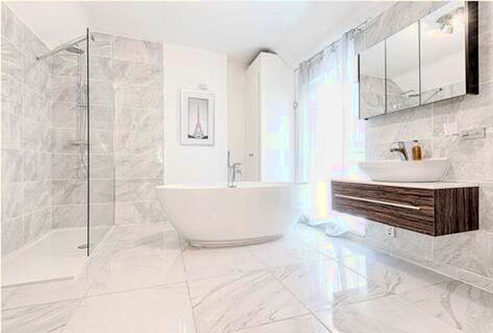 3 Bedroom House To Rent In Mount Pleasant, Swansea, SA1