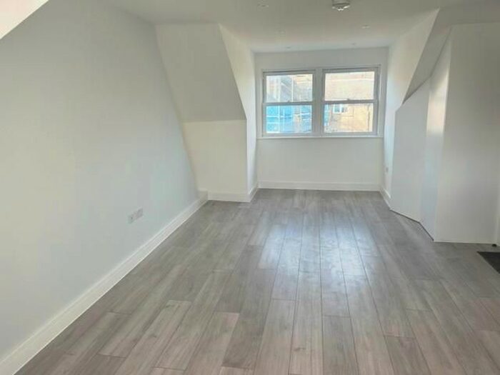 Studio To Rent In Mount View Road, Crouch End, N4