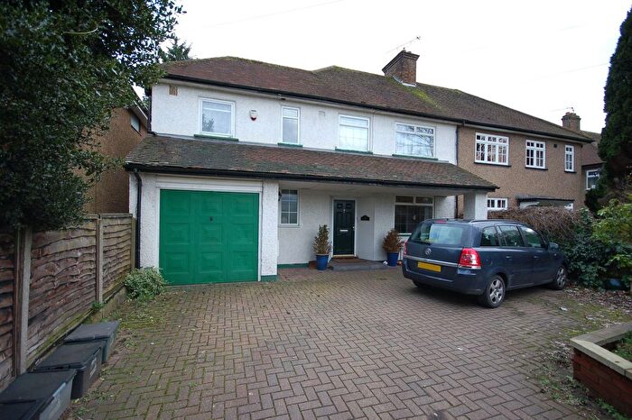 4 Bedroom Semi-Detached House To Rent In Berry Lane, Rickmansworth, WD3