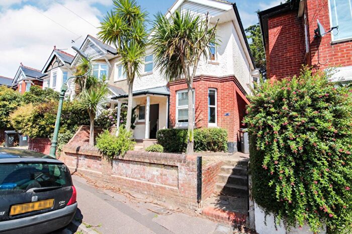 3 Bedroom House For Sale In Acland Road, Bournemouth, BH9