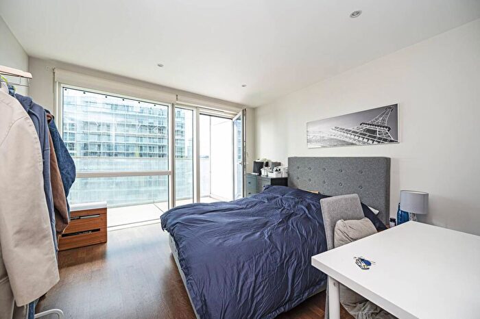 2 Bedroom Flat For Sale In Crawford Building, Whitechapel High Street, Aldgate, London, E1