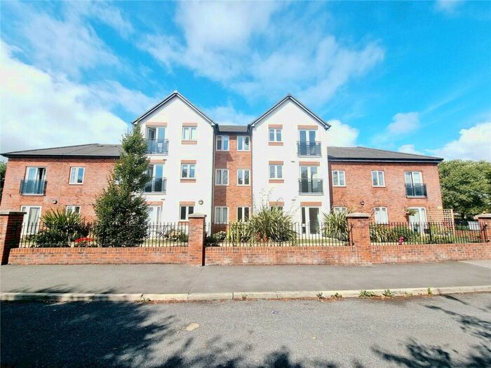 1 Bedroom Flat For Sale In Poachers Way, Thornton-Cleveleys, Lancashire, FY5