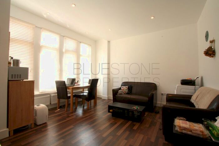 1 Bedroom Flat To Rent In Streatham Common North, London, SW16