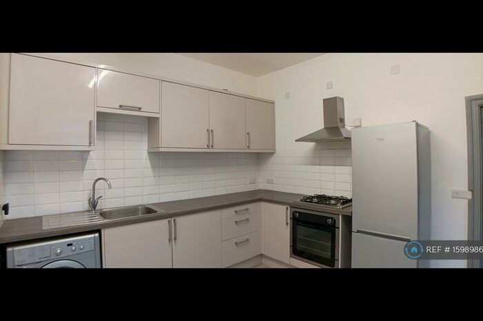 1 Bedroom Flat To Rent In Woodborough Road, Nottingham, NG3