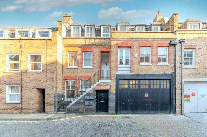 2 Bedroom Flat To Rent In Weymouth Mews, London, W1G