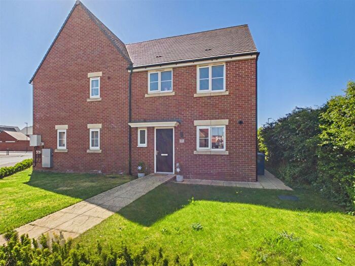 3 Bedroom Semi Detached House For Sale In Saxon Drive, Brockworth, Gloucester, GL3