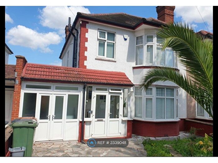 Studio To Rent In Daneby Road, Catford, SE6