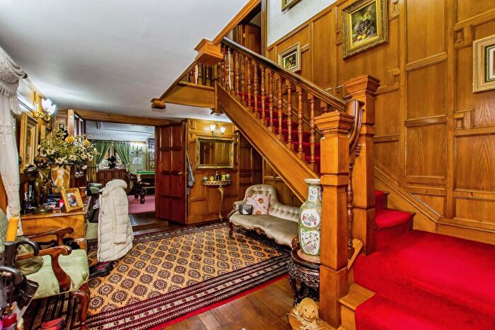4 Bedroom Detached House For Sale In Thorpe Road, Peterborough, PE3