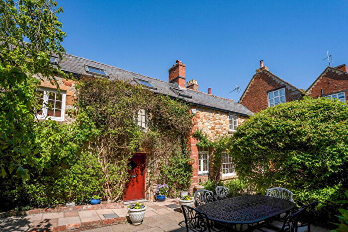 4 Bedroom Semi-Detached House For Sale In The Old Kiln House, West Street, Shipston-on-stour, CV36