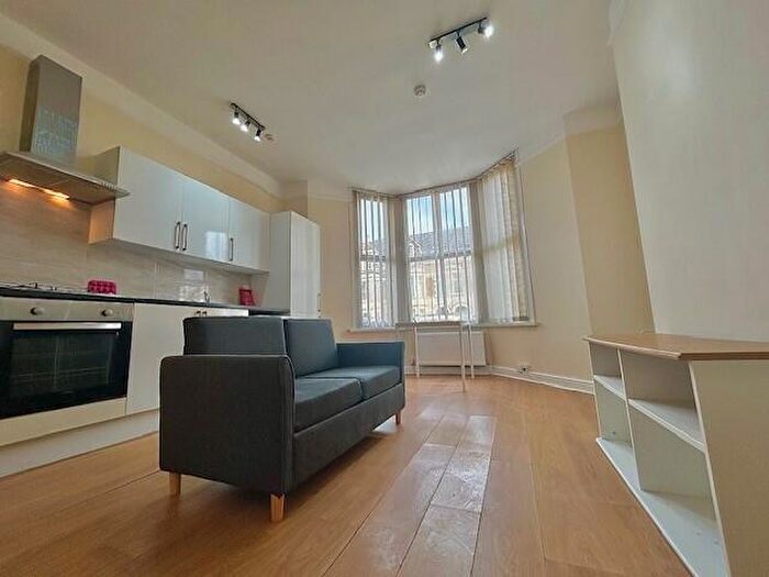 1 Bedroom Apartment To Rent In Glynrhondda Street, Cardiff(City), CF24