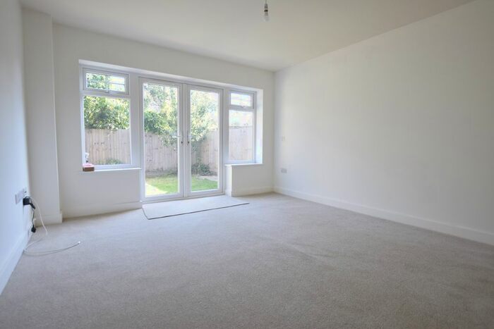 3 Bedroom Semi-Detached House To Rent In Wesley Road, Poole, BH12