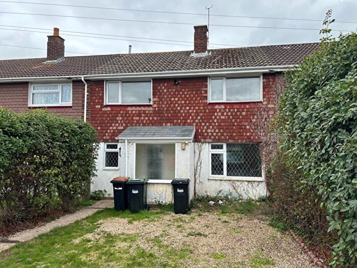 3 Bedroom Terraced House For Sale In Laburnum Crescent, Hythe, Hampshire, SO45