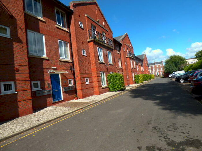 2 Bedroom Apartment To Rent In Egerton Street, L8