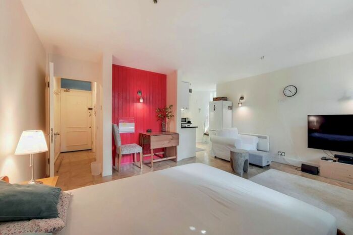 Studio To Rent In Kidbrooke Grove, Kidbrooke, London, SE3