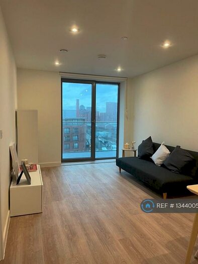 1 Bedroom Flat To Rent In Exchange Point, Manchester, M3