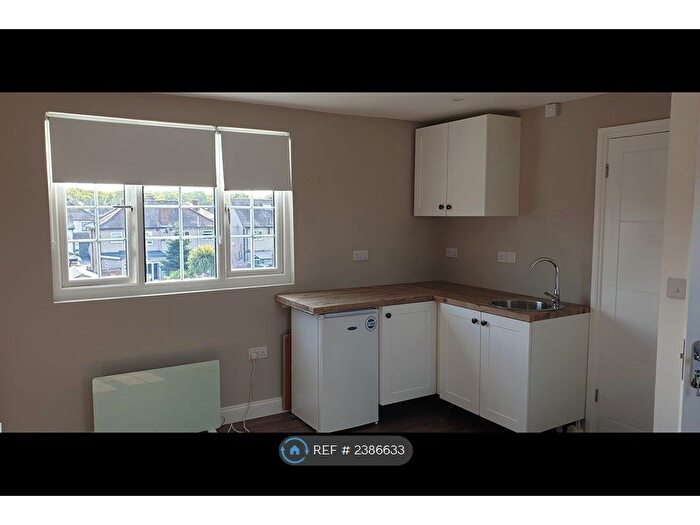 Studio To Rent In Hayes, Hayes, UB4
