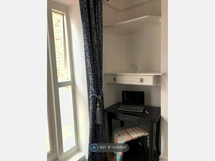 1 Bedroom Flat To Rent In Old Kent Road, London, SE1