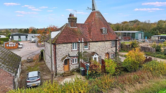 1 Bedroom Cottage To Rent In Wierton Road, Boughton Monchelsea, ME17