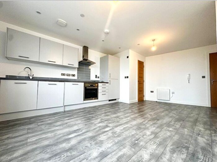 1 Bedroom Flat To Rent In Coventry Road, Birmingham, B25