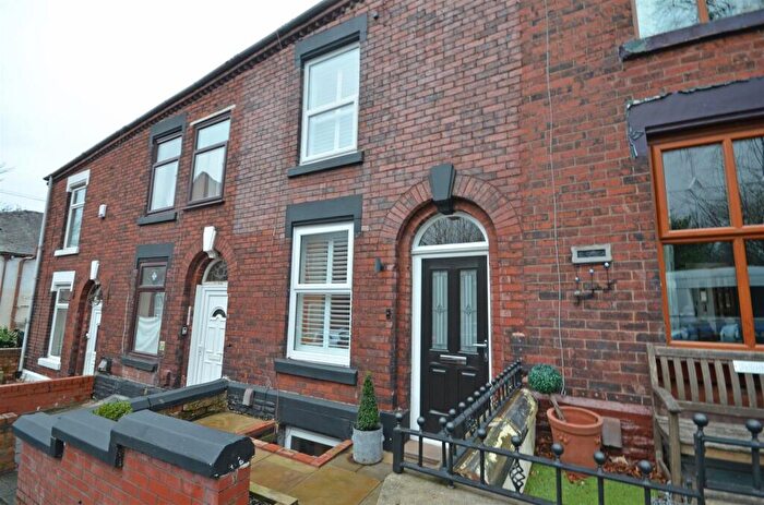 3 Bedroom Terraced House For Sale In Cecil Street, Dukinfield, SK16
