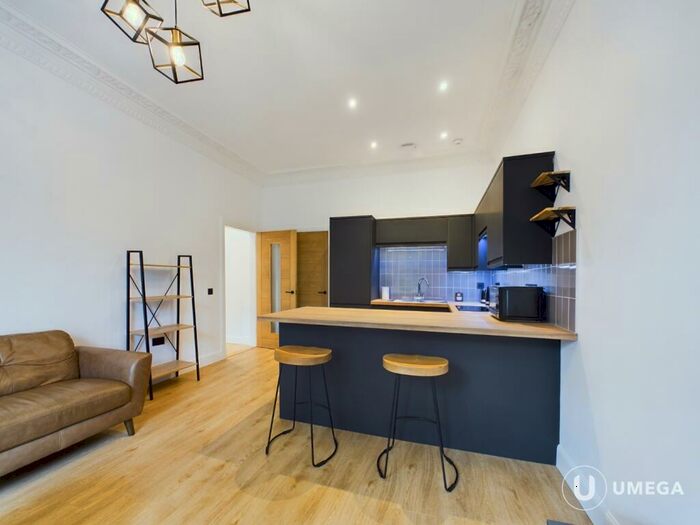 2 Bedroom Flat To Rent In Pitt Street, Leith, Edinburgh, EH6