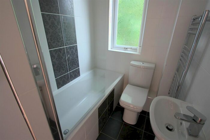 1 Bedroom Flat To Rent In Trenance Lane, Newquay, TR7