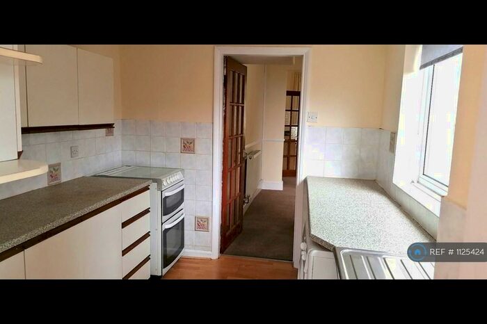 2 Bedroom Terraced House To Rent In Egton Villas, Hull, HU8