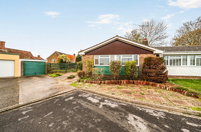 3 Bedroom Bungalow For Sale In Legion Road, Yeovil, Somerset, BA21