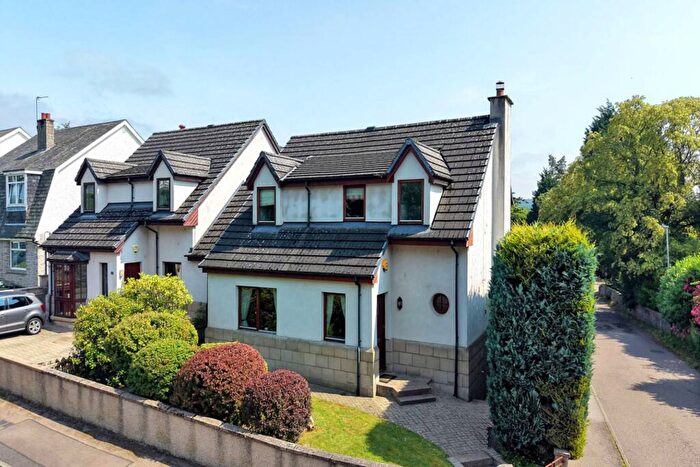 5 Bedroom Detached House For Sale In Contlaw Road, Milltimber, AB13
