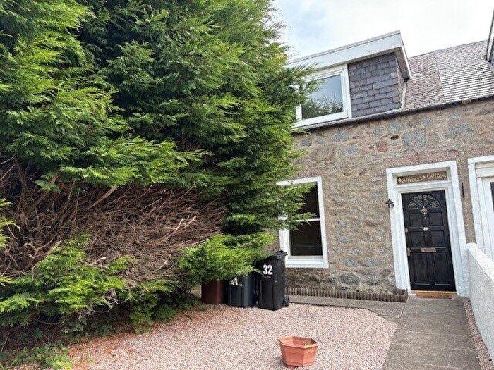 3 Bedroom Semi-Detached House To Rent In Don Place, Woodside, Aberdeen, AB24