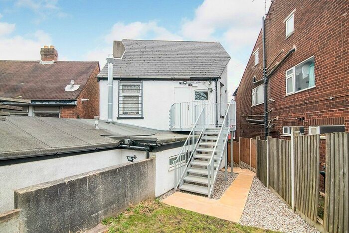 2 Bedroom Flat To Rent In Hill Top, West Bromwich, West Midlands B70