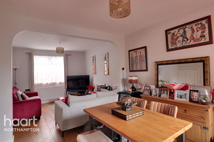 2 Bedroom Terraced House To Rent In Clarke Road, Northampton, NN1