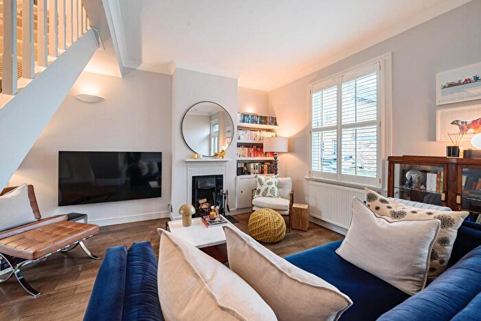 2 Bedroom Terraced House For Sale In Duke Street, Windsor, Berkshire, SL4