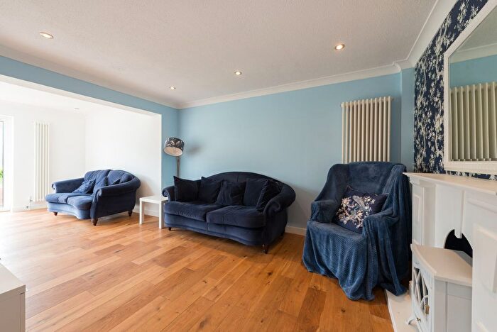 2 Bedroom Semi-Detached House For Sale In Derwent Avenue, Ramsgate, CT11