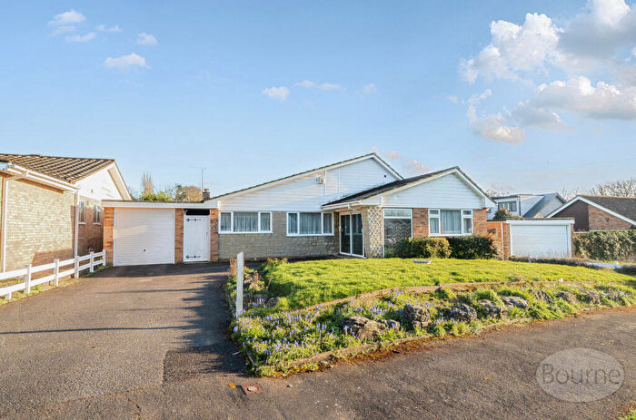 3 Bedroom Bungalow For Sale In Birch Grove, Cobham, Surrey, KT11
