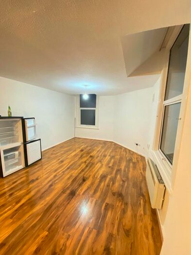 1 Bedroom Flat To Rent In Calton Road, Gloucester, Gloucestershire, GL1