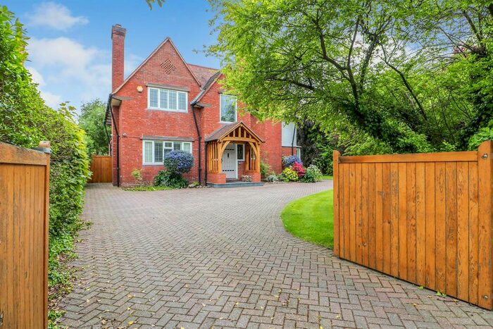 5 Bedroom Detached House To Rent In Somerville Road, Sutton Coldfield, B73