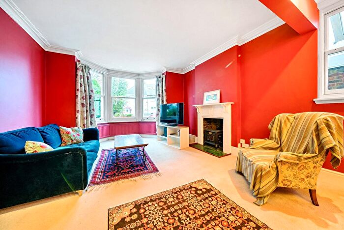 5 Bedroom Semi-Detached House For Sale In Munster Road, Teddington, TW11