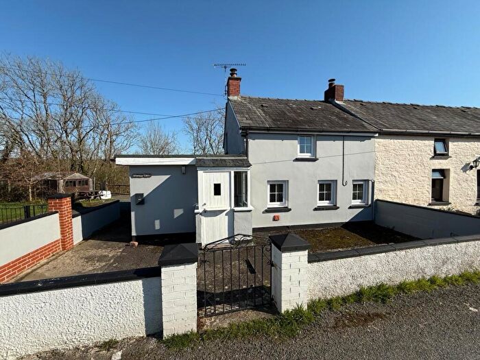 1 Bedroom Cottage For Sale In Penrhiwllan, Llandysul, SA44