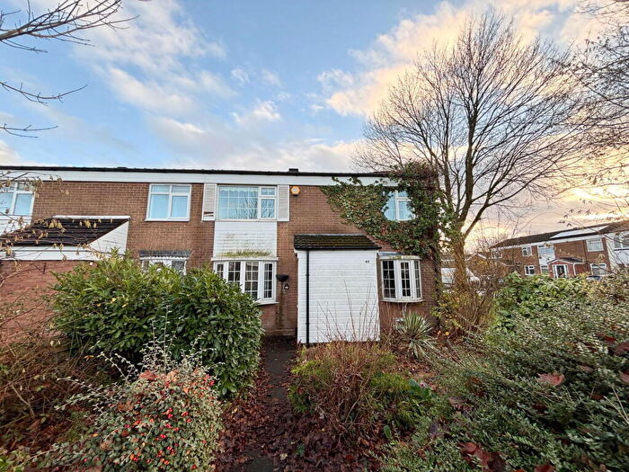 3 Bedroom End Of Terrace House For Sale In Kenrick Croft, Birmingham, B35