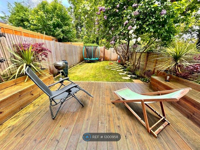 4 Bedroom Terraced House To Rent In Beardell Street, London, SE19