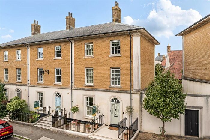 4 Bedroom End Of Terrace House For Sale In Woodlands Crescent, Poundbury, Dorchester, DT1