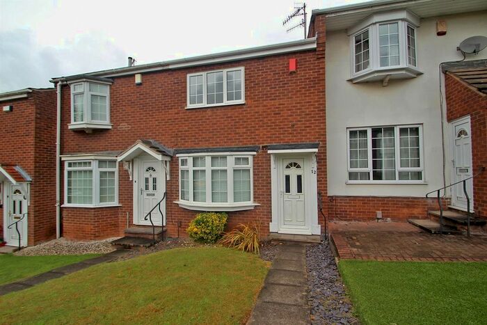2 Bedroom Town House To Rent In Stonehaven Close, Arnold, Nottingham, NG5