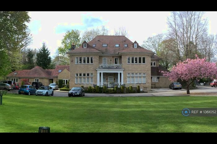 2 Bedroom Flat To Rent In Wetherby Road, Leeds, LS8