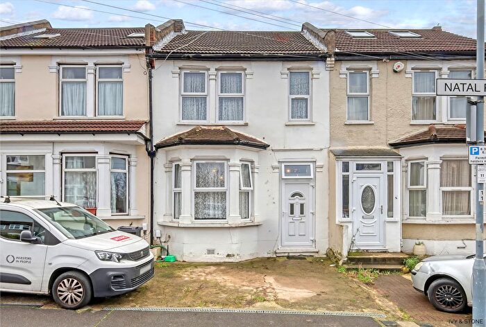 3 Bedroom Terraced House For Sale In Natal Road, Ilford, Greater London, IG1