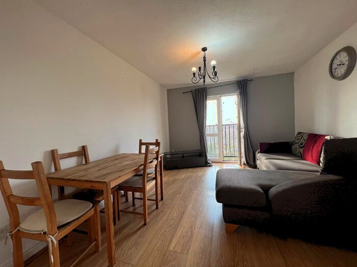 2 Bedroom Flat To Rent In Stern Close, Barking, IG11