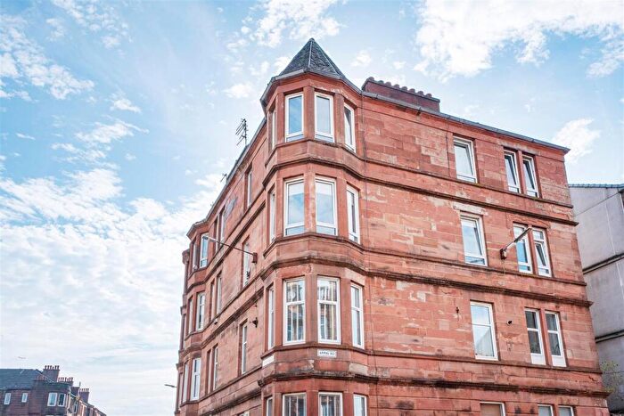 2 Bedroom Flat For Sale In Cumbernauld Road, Glasgow, G31