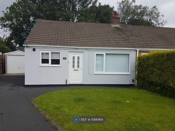 2 Bedroom Bungalow To Rent In Old Hall Drive, Preston, PR5